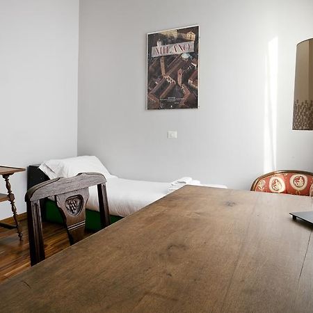 Apartamento Italianway-Reggimento Savoia Milán Exterior foto