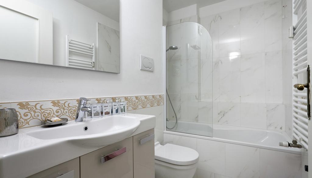 Apartamento Italianway-Reggimento Savoia Milán Exterior foto