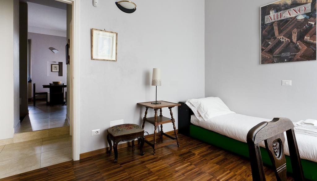Apartamento Italianway-Reggimento Savoia Milán Exterior foto