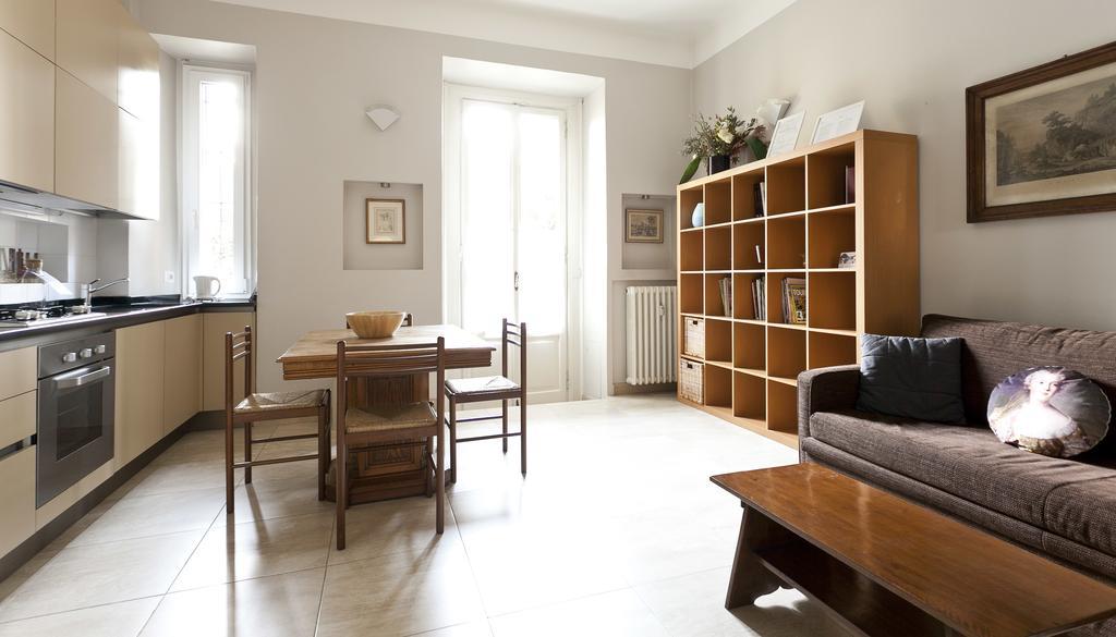 Apartamento Italianway-Reggimento Savoia Milán Exterior foto